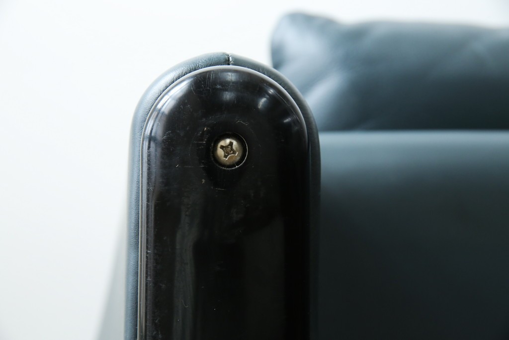 中古　超美品　Cassina(カッシーナ)　MARALUNGA(マラルンガ)　専門店にて再塗装リペア済!高級感あふれる3人掛けソファ　現行定価約240万円　(R-081116)