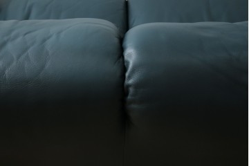 中古　超美品　Cassina(カッシーナ)　MARALUNGA(マラルンガ)　専門店にて再塗装リペア済!高級感あふれる3人掛けソファ　現行定価約240万円　(R-081116)