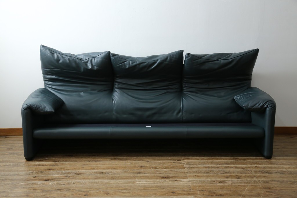 中古　超美品　Cassina(カッシーナ)　MARALUNGA(マラルンガ)　専門店にて再塗装リペア済!高級感あふれる3人掛けソファ　現行定価約240万円　(R-081116)