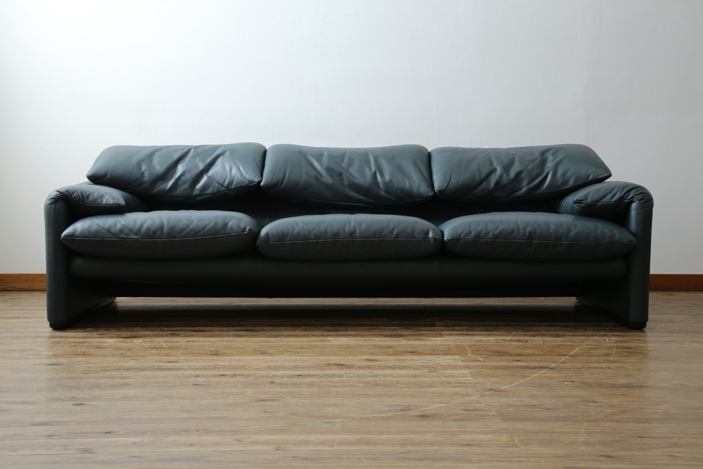 中古　超美品　Cassina(カッシーナ)　MARALUNGA(マラルンガ)　専門店にて再塗装リペア済!高級感あふれる3人掛けソファ　現行定価約240万円　(R-081116)