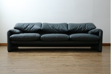 中古　超美品　Cassina(カッシーナ)　MARALUNGA(マラルンガ)　専門店にて再塗装リペア済!高級感あふれる3人掛けソファ　現行定価約240万円　(R-081116)