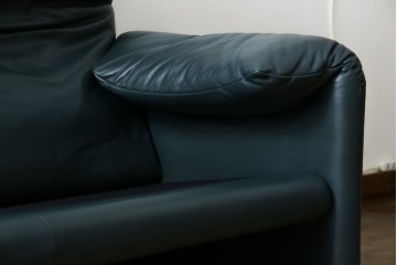 中古　超美品　Cassina(カッシーナ)　MARALUNGA(マラルンガ)　専門店にて再塗装リペア済!高級感あふれる3人掛けソファ　現行定価約240万円　(R-081116)