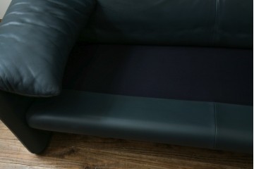 中古　超美品　Cassina(カッシーナ)　MARALUNGA(マラルンガ)　専門店にて再塗装リペア済!高級感あふれる3人掛けソファ　現行定価約240万円　(R-081116)