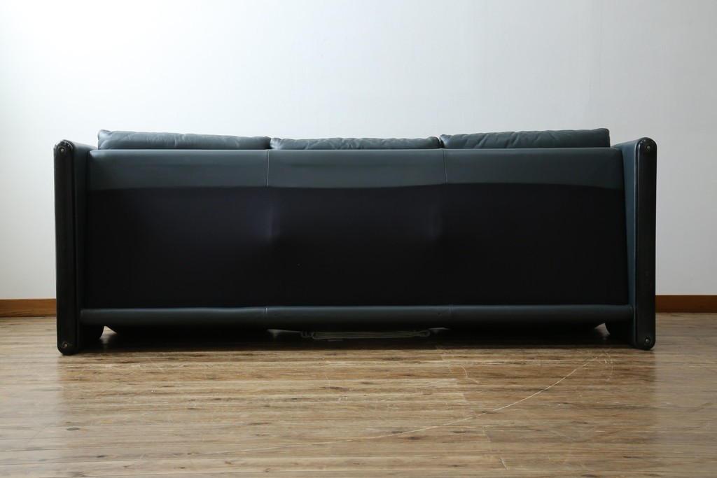 中古　超美品　Cassina(カッシーナ)　MARALUNGA(マラルンガ)　専門店にて再塗装リペア済!高級感あふれる3人掛けソファ　現行定価約240万円　(R-081116)