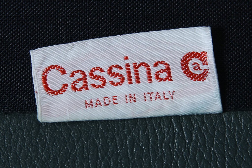 中古　超美品　Cassina(カッシーナ)　MARALUNGA(マラルンガ)　専門店にて再塗装リペア済!高級感あふれる3人掛けソファ　現行定価約240万円　(R-081116)