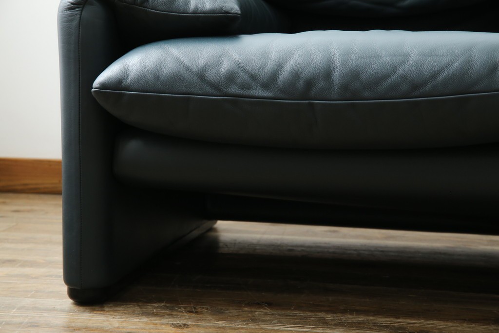 中古　超美品　Cassina(カッシーナ)　MARALUNGA(マラルンガ)　専門店にて再塗装リペア済!高級感あふれる3人掛けソファ　現行定価約240万円　(R-081116)