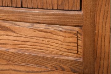 中古　美しい杢目と品のある佇まいが魅力の重ね水屋箪笥(収納箪笥、戸棚、収納棚、食器棚、バラ売り可能)(R-081120)