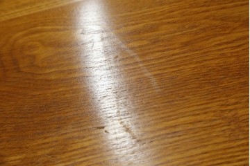 中古　超美品　美しい木目と品のある佇まいが魅力の水屋箪笥サイドボード　(R-081121)