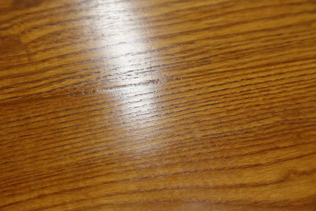 中古　超美品　美しい木目と品のある佇まいが魅力の水屋箪笥サイドボード　(R-081121)