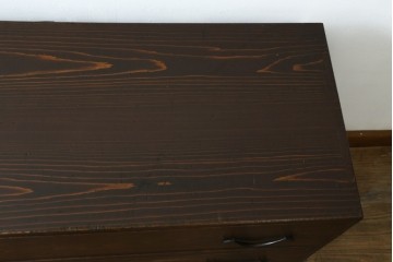 和製アンティーク　簡素でシンプルなデザインの関西時代箪笥　(R-081125)