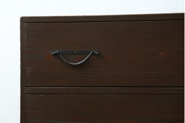 和製アンティーク　簡素でシンプルなデザインの関西時代箪笥　(R-081125)