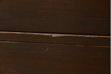 和製アンティーク　簡素でシンプルなデザインの関西時代箪笥　(R-081125)