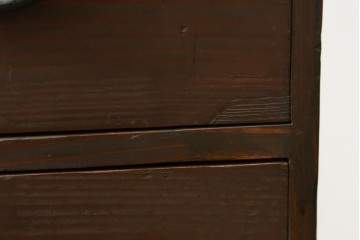 和製アンティーク　簡素でシンプルなデザインの関西時代箪笥　(R-081125)
