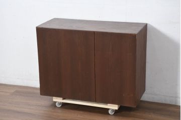 和製アンティーク　簡素でシンプルなデザインの関西時代箪笥(収納箪笥、衣装箪笥、ローボード、ローチェスト、引き出し)(R-081125)