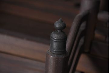 ジャンク品　和製アンティーク　美しい彫刻の作りの良い時代神棚(宮形、神殿、縁起棚)(R-081128)
