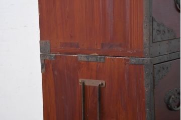 和製アンティーク　前面欅(ケヤキ)　金具の立派な佐渡箪笥(小木箪笥、和たんす、時代箪笥、収納箪笥、引き出し、整理箪笥、重ねタンス、アンティーク箪笥、バラ売り可能)(R-081130)