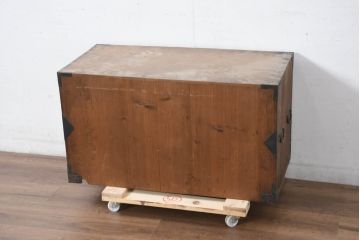 和製アンティーク　前面黒柿材　桐材　造りの良い時代箪笥ローボード(テレビ台、テレビボード、リビングボード、サイドボード、収納棚、戸棚)(R-081135)