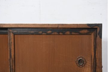 和製アンティーク　前面黒柿材　桐材　造りの良い時代箪笥ローボード(テレビ台、テレビボード、リビングボード、サイドボード、収納棚、戸棚)(R-081135)