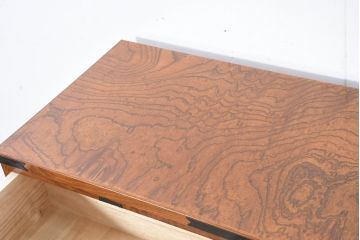 中古　新古品　未使用　展示品　二本松工藝館　田中家具　欅(ケヤキ)材玉杢　桐材　すっきりしとしたデザインの車箪笥(和タンス、収納箪笥、サイドボード、収納棚、戸棚、サイドキャビネット)(定価約121万円)(R-081136)