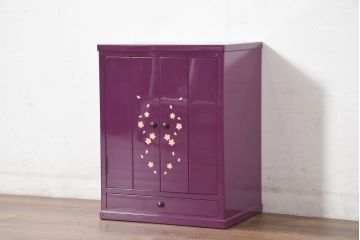 中古　二本松民芸家具　田中家具　気品ある桜のデザインが美しい紫色に映えるモダンデザインの仏壇(小型仏壇)(定価約36万円)(R-081137)