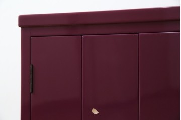 未使用　展示品　二本松民芸家具　田中家具　気品ある桜のデザインが美しい紫色に映えるモダンデザインの仏壇 定価約36万円相当　(R-081137)