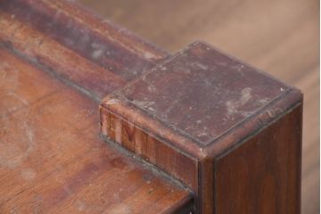 和製アンティーク　総欅(ケヤキ)材　シンプルなデザインで取り入れやすい漆塗りの一枚板の置き床(ローボード、置き台、テレビ台)(R-081139)