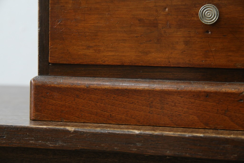 和製アンティーク　懐かしい雰囲気の五段小引き出し　(R-081144)