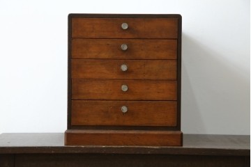 和製アンティーク　懐かしい雰囲気の五段小引き出し　(R-081144)