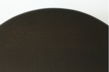 和製ヴィンテージ　クラシカルなデザインの小さなラウンドサイドテーブル　(R-081145)
