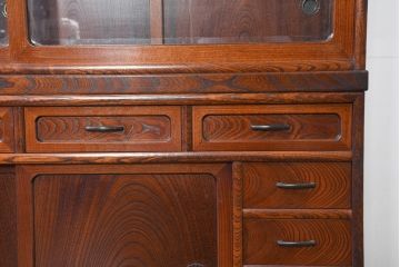 中古　国産　職人手作り　隠し収納付き　引き出しいっぱいの珍しい2段重ね茶箪笥(茶たんす、茶タンス、キャビネット、茶棚、飾り棚、収納棚、戸棚、店舗什器)(R-081146)