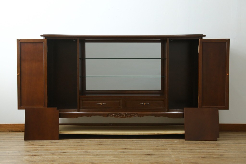 中古　美品　国会議事堂納品の高級家具メーカー　徳田家具　上品な佇まいで存在感のあるサイドボード　(R-081148)