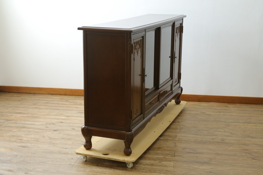 中古　美品　国会議事堂納品の高級家具メーカー　徳田家具　上品な佇まいで存在感のあるサイドボード　(R-081148)