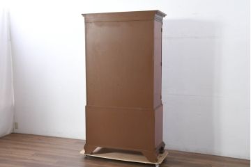 中古　超美品!!　アメリカ　最高級家具メーカー　Baker(ベーカー社)　マホガニー材　高級感のある佇まいが目を惹くトールキャビネット(収納棚、戸棚、引き出し、食器棚、カップボード)(定価約190万円)(R-081153)