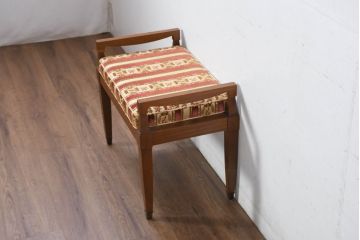 中古　美品　DREXEL HERITAGE(ドレクセルヘリテイジ)　直線的なフォルムが美しいオットマン(スツール、椅子、イス、チェア)(R-081158)