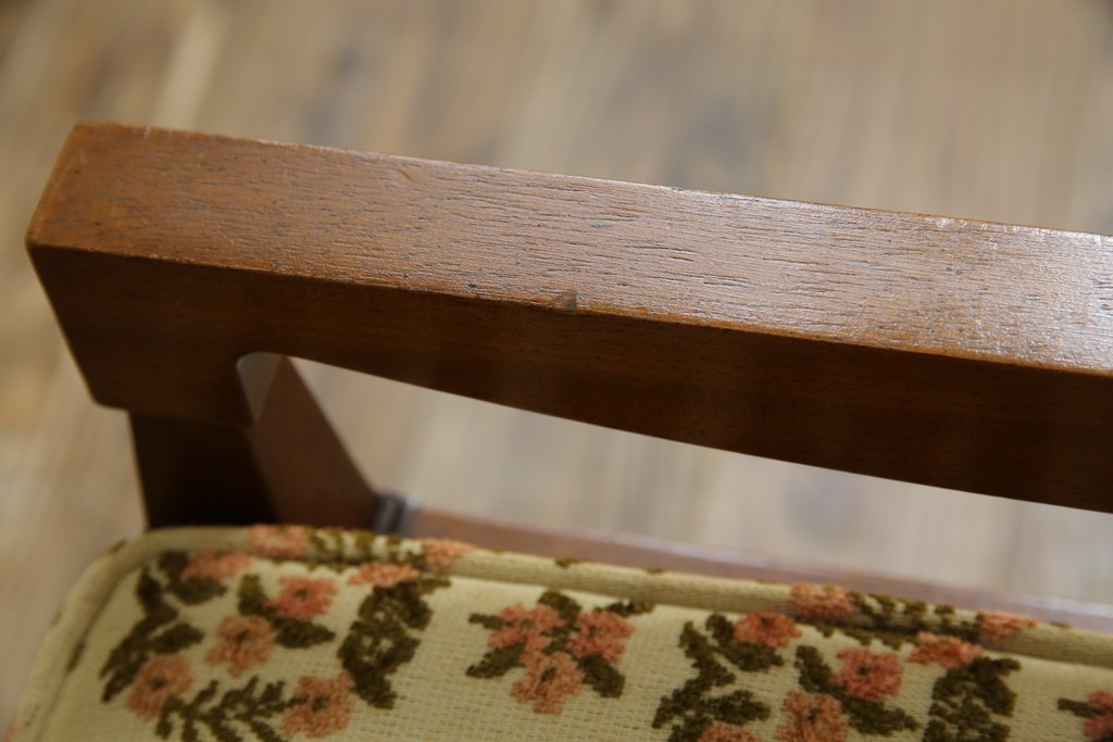 中古　美品　DREXEL HERITAGE(ドレクセルヘリテイジ)　直線的なフォルムが美しいオットマン　(R-081158)