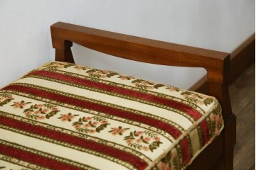 中古　美品　DREXEL HERITAGE(ドレクセルヘリテイジ)　直線的なフォルムが美しいオットマン　(R-081158)