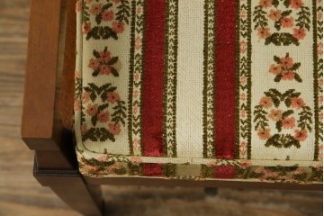 中古　美品　DREXEL HERITAGE(ドレクセルヘリテイジ)　直線的なフォルムが美しいオットマン　(R-081158)