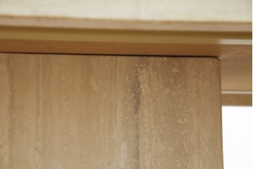 イタリアビンテージ　高級イタリア輸入家具　重厚感あふれる総大理石の大型なダイニングテーブル　(R-081159)