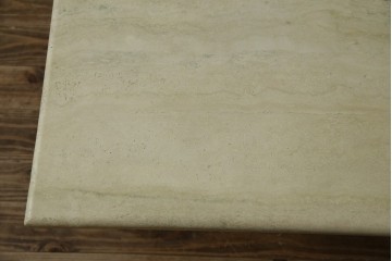 イタリアビンテージ　高級イタリア輸入家具　重厚感あふれる総大理石のコーヒーテーブル(センターテーブル、リビングテーブル、カフェテーブル)(R-081160)