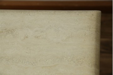 イタリアビンテージ　高級イタリア輸入家具　重厚感あふれる総大理石のコーヒーテーブル(センターテーブル、リビングテーブル、カフェテーブル)(R-081160)