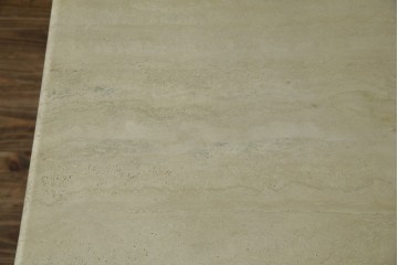 イタリアビンテージ　高級イタリア輸入家具　重厚感あふれる総大理石のコーヒーテーブル(センターテーブル、リビングテーブル、カフェテーブル)(R-081160)