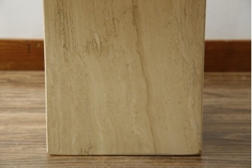 イタリアビンテージ　高級イタリア輸入家具　重厚感あふれる総大理石のコーヒーテーブル(センターテーブル、リビングテーブル、カフェテーブル)(R-081160)