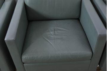 アメリカビンテージ　高級輸入家具　Knoll(ノル)　フィスターコレクション　総革の贅沢な1人掛けラウンジソファ4脚セット(レザー、一人掛け、1Pソファ、アームソファ、ヴィンテージ、ノール、バラ売り可能)(現行定価4脚で約280万円)(R-081163)