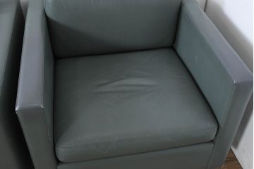 アメリカビンテージ　高級輸入家具　Knoll(ノル)　フィスターコレクション　総革の贅沢な1人掛けラウンジソファ4脚セット(レザー、一人掛け、1Pソファ、アームソファ、ヴィンテージ、ノール、バラ売り可能)(現行定価4脚で約280万円)(R-081163)
