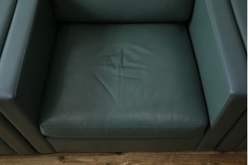 アメリカビンテージ　高級輸入家具　Knoll(ノル)　フィスターコレクション　総革の贅沢な1人掛けラウンジソファ4脚セット(レザー、一人掛け、1Pソファ、アームソファ、ヴィンテージ、ノール、バラ売り可能)(現行定価4脚で約280万円)(R-081163)