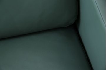アメリカビンテージ　高級輸入家具　Knoll(ノル)　フィスターコレクション　総革の贅沢な1人掛けラウンジソファ4脚セット(レザー、一人掛け、1Pソファ、アームソファ、ヴィンテージ、ノール、バラ売り可能)(現行定価4脚で約280万円)(R-081163)