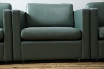 アメリカビンテージ　高級輸入家具　Knoll(ノル)　フィスターコレクション　総革の贅沢な1人掛けラウンジソファ4脚セット(レザー、一人掛け、1Pソファ、アームソファ、ヴィンテージ、ノール、バラ売り可能)(現行定価4脚で約280万円)(R-081163)