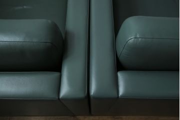 アメリカビンテージ　高級輸入家具　Knoll(ノル)　フィスターコレクション　総革の贅沢な1人掛けラウンジソファ4脚セット(レザー、一人掛け、1Pソファ、アームソファ、ヴィンテージ、ノール、バラ売り可能)(現行定価4脚で約280万円)(R-081163)