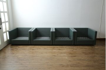 アメリカビンテージ　高級輸入家具　Knoll(ノル)　フィスターコレクション　総革の贅沢な1人掛けラウンジソファ4脚セット(レザー、一人掛け、1Pソファ、アームソファ、ヴィンテージ、ノール、バラ売り可能)(現行定価4脚で約280万円)(R-081163)
