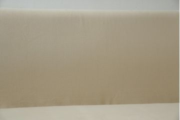 中古　美品　カリモク(karimoku)　スタンダードモダンシリーズ　ウォールナット　スウェード調のクッションカバーが取り出し可能タイプの3人掛けベンチソファ(ソファ、3P、三人掛け)(定価約23万円)(R-081166)